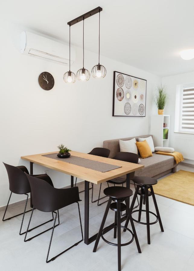 Major11 Apartman - Zsolnay Negyed Pecs Luaran gambar